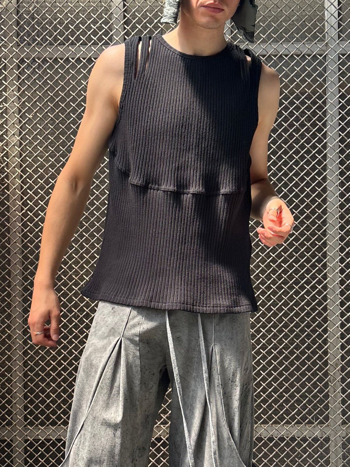 Slash Stays Tank Top Black